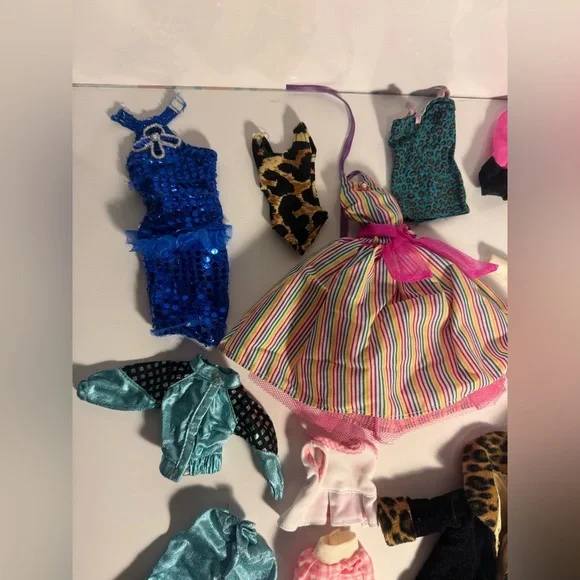 Vintage 1980s-1990's Barbie & Family Mattel Doll Clothing  Lot 15 Pce - Picture 2 of 6